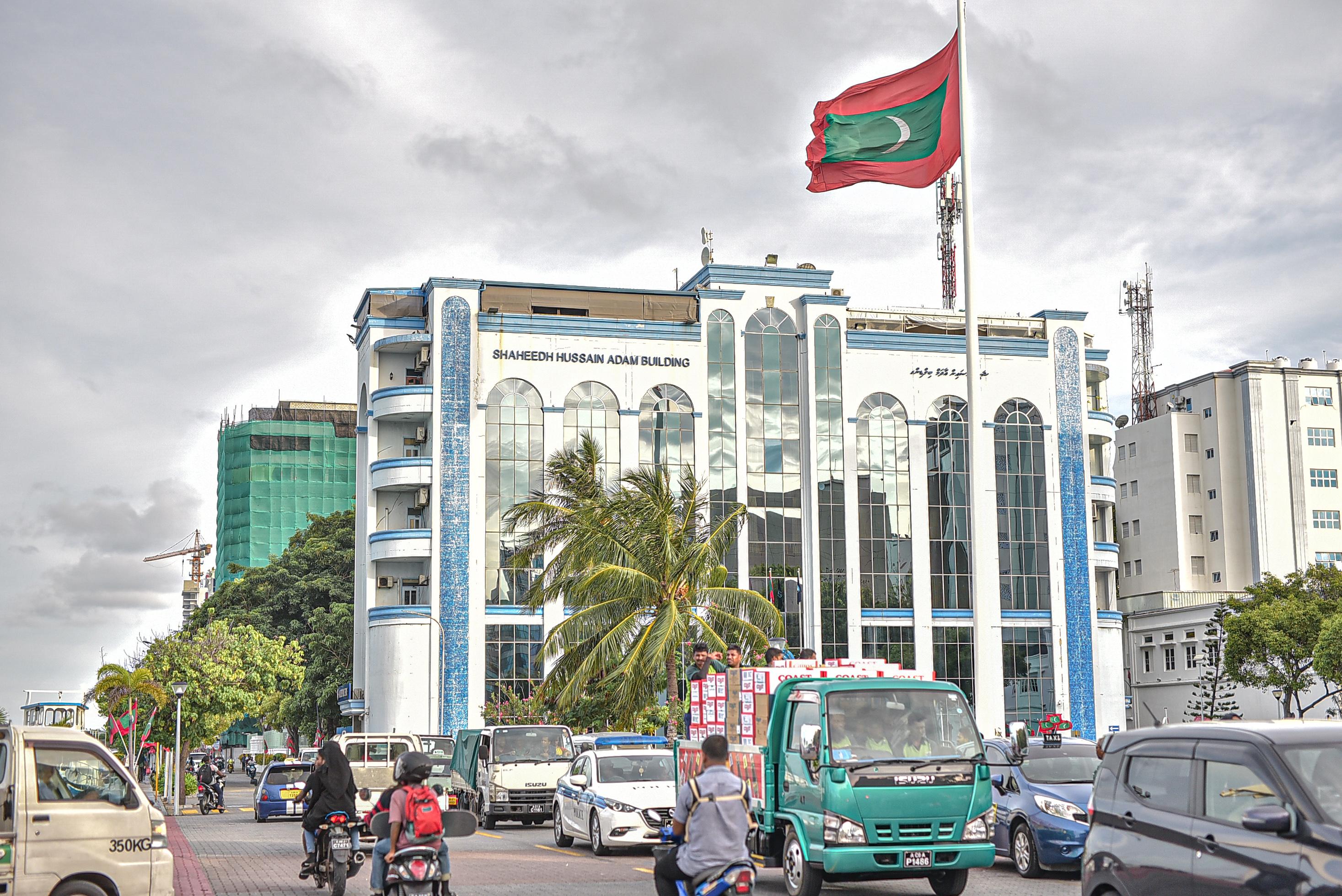 ޖާބިރުގެ ގެއިން ވައްކަން ކުރި ދެ މީހަކު ހައްޔަރުކޮށްފި