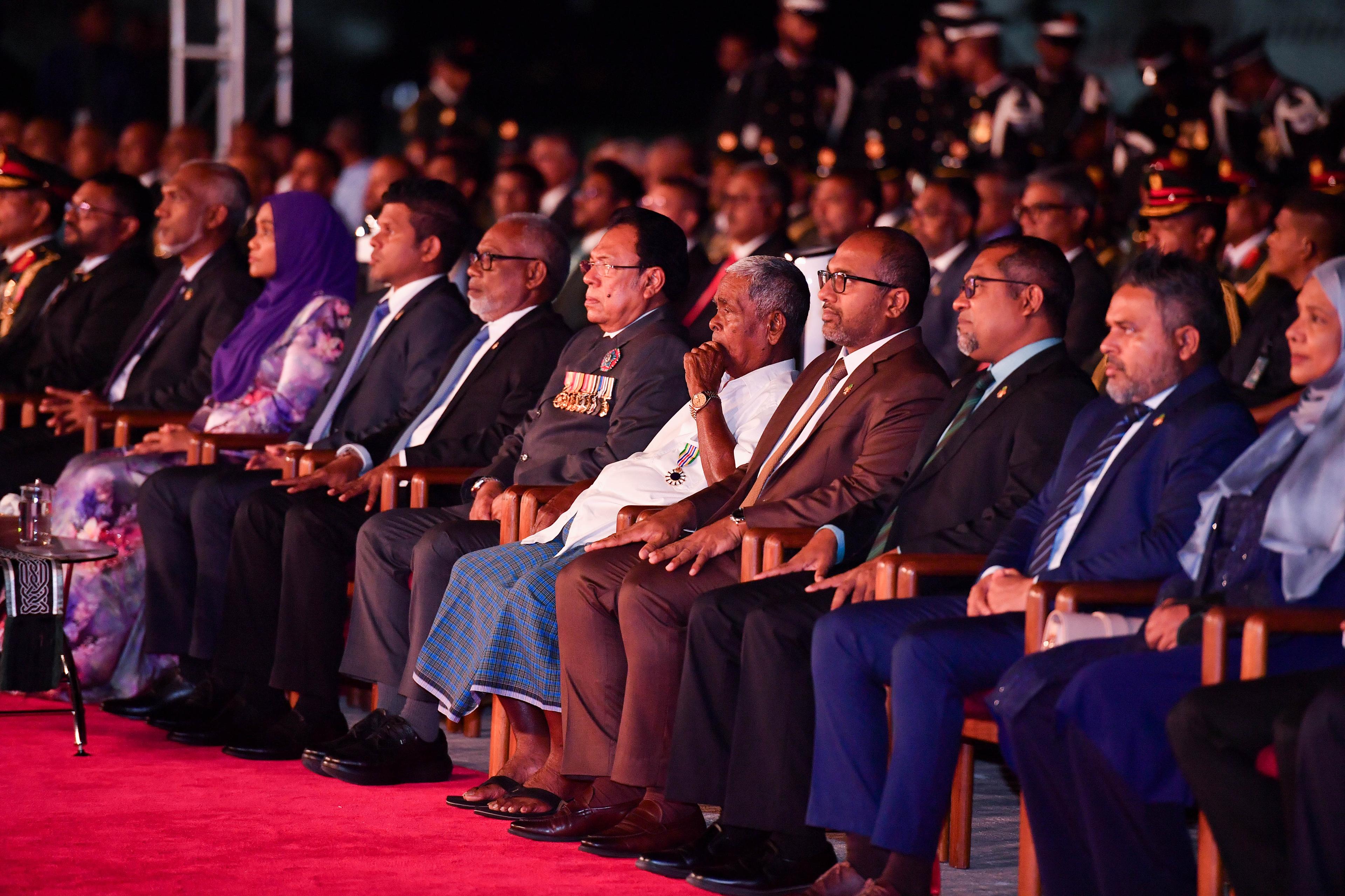 43 އަހަރަށްވުރެ ދިގު މުއްދަތެއްގައި ދައުލަތަށް ހިދުމަތް ކުރި މީހުންގެ ރެކޯޑް ހޯދުމަށްފަހު އިނާމާބެހޭ ކޮމިޓީއަށް ފޮނުވަނީ