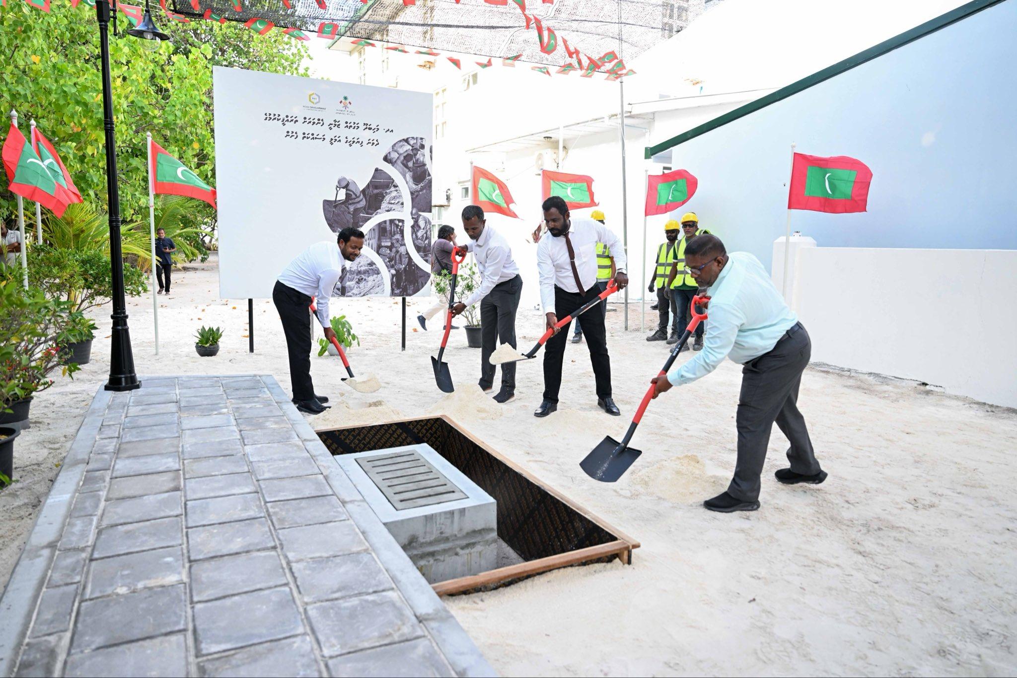 މަހިބަދޫ މަގުތައް ތަރައްޤީކުރުމުގެ ދެވަނަ ފިޔަވަހީގެ ޢަމަލީ މަސައްކަތް ފަށައިފި