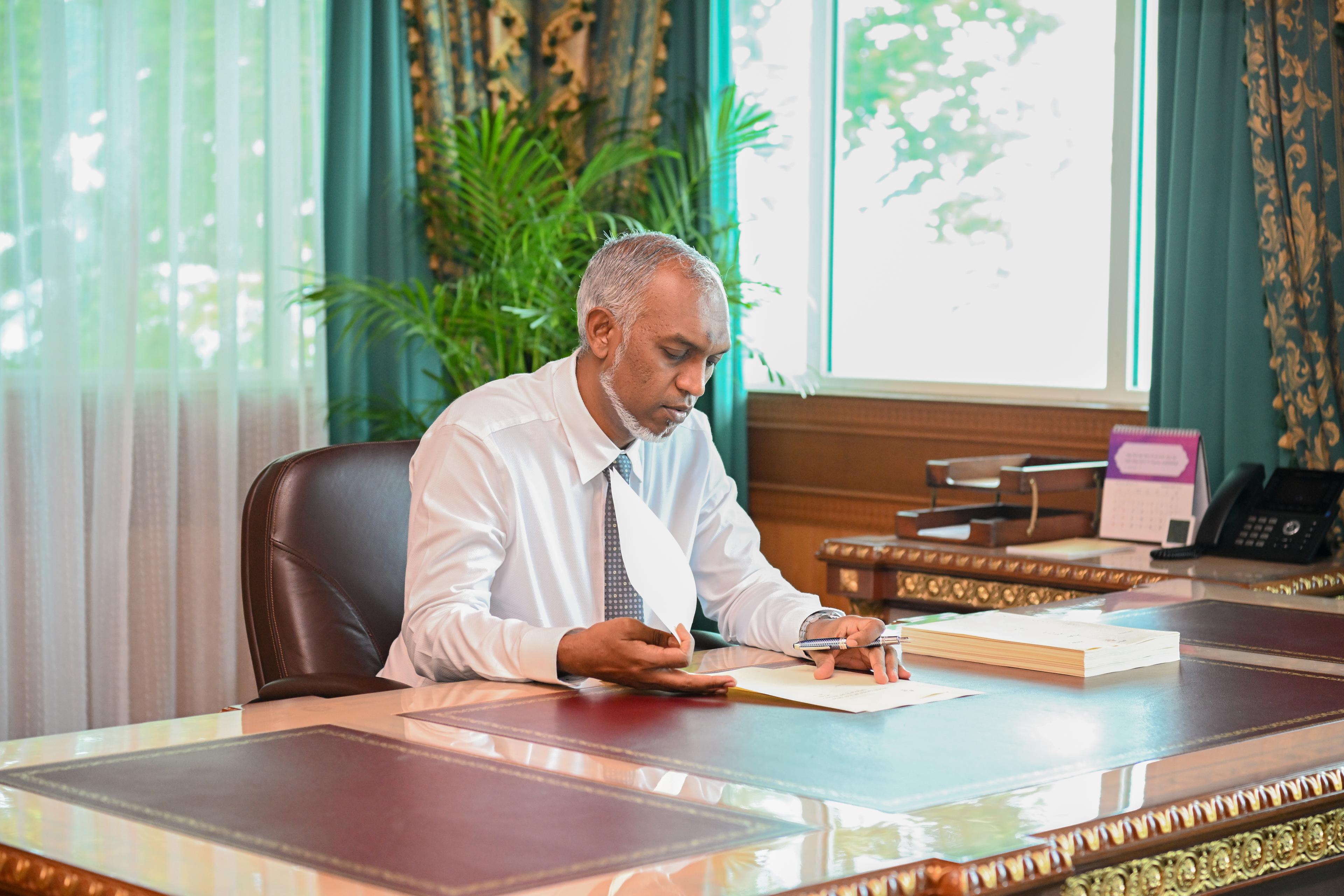 ހޯނޑެއްދޫގެ އިދާރީ ދާއިރާގެ އިޚްތިޞާޞަށް ބަދަލުގެނައުމަށް ރައީސް ނިންމަވައިފި