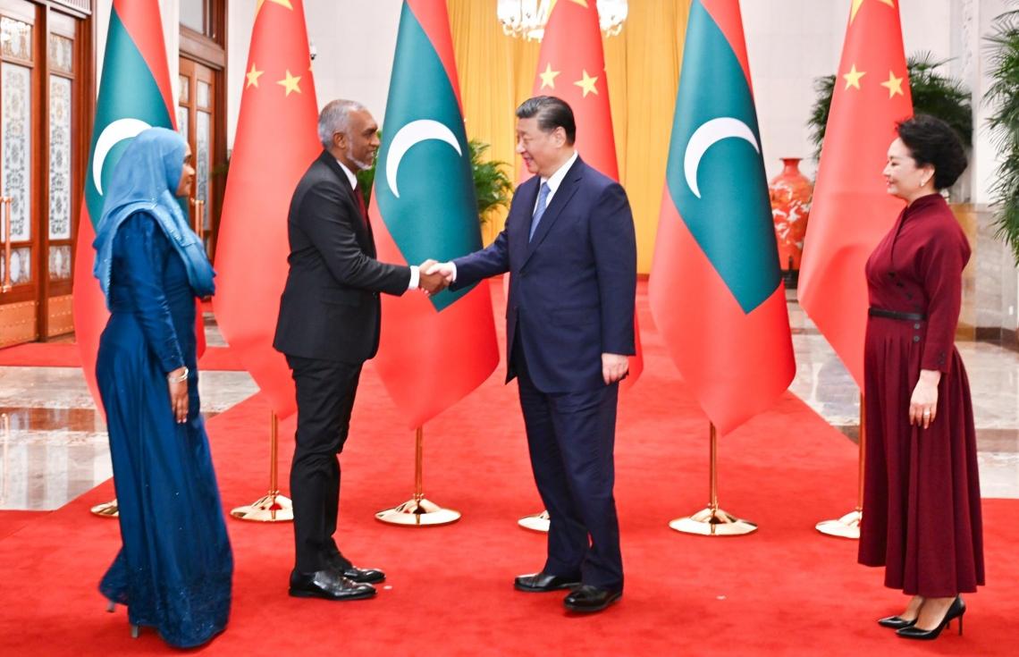 ޗައިނާގެ އައު އަހަރުގެ ތަހުނިޔާ ރައީސް މުއިއްޒު ޗައިނާގެ ވެރީންނަށް ފޮނުއްވައިފި