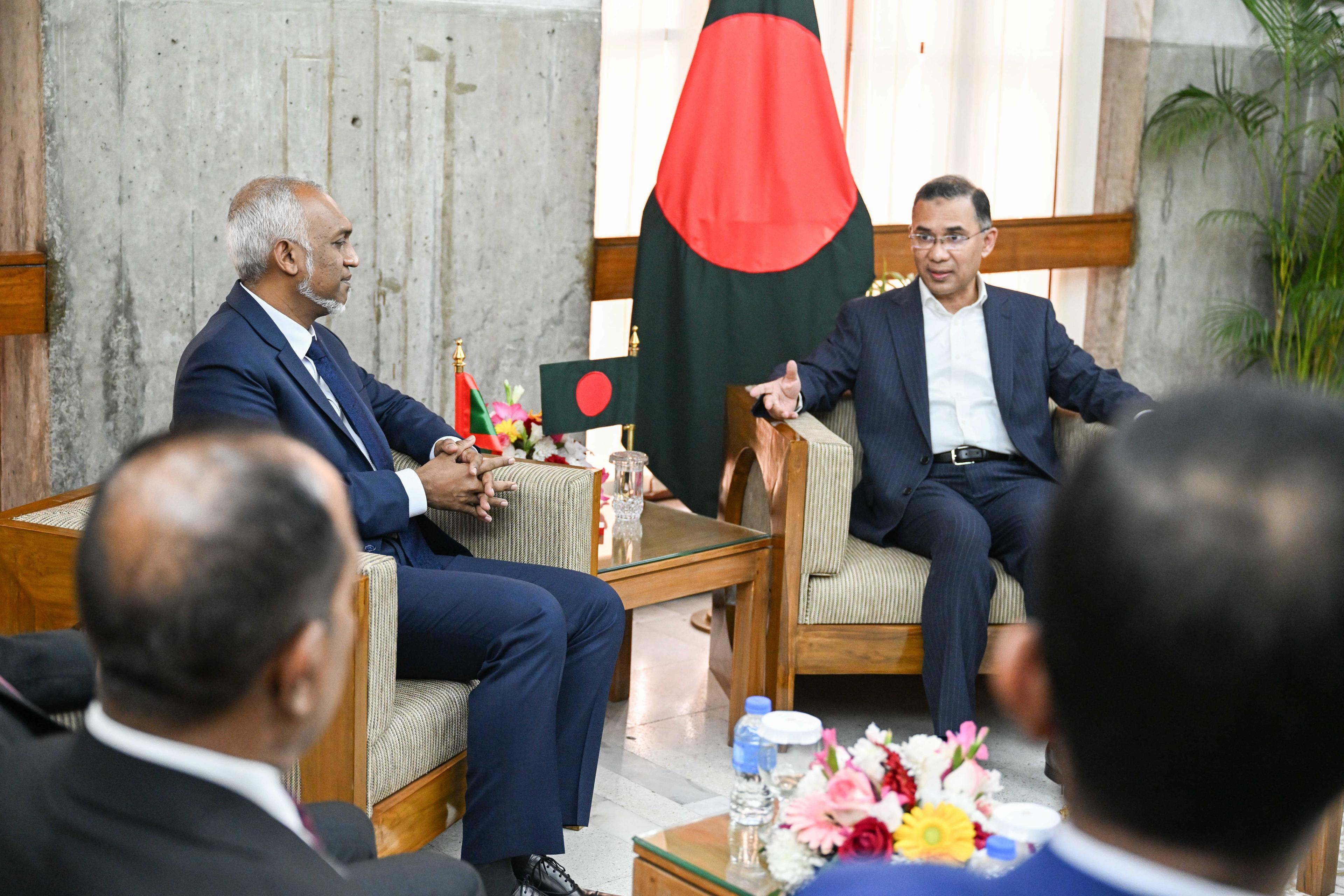 ރައީސް މުއިއްޒު ބަންގްލަދޭޝްގެ ބޮޑުވަޒީރާ ބައްދަލުކުރައްވައިފި