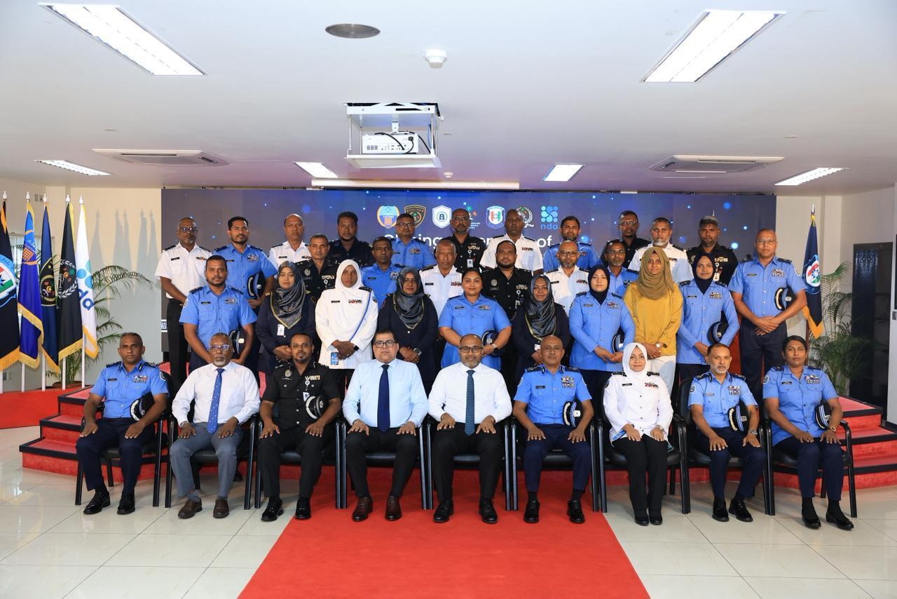 ހޯމް ޓީމް އެޑްވާންސްޑް ލީޑަރޝިޕް ޕްރޮގްރާމް 2 ނިންމާލައިފި