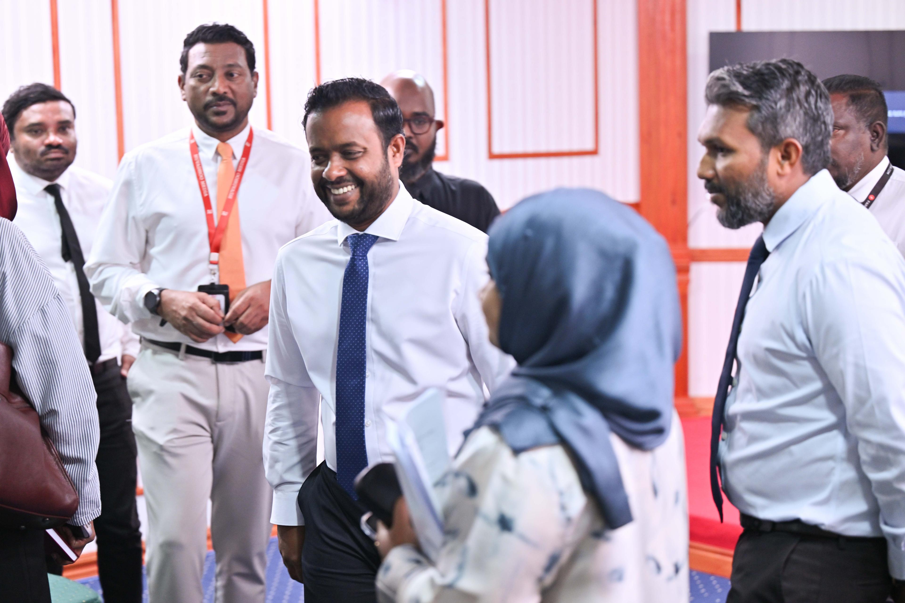 ހިތަދޫ ކޯޒްވޭ ނިންމައި، 2028 ގެ މެދުތެރޭގައި ރައްޔިތުންނަށް ބޭނުންކުރެވޭނެ- މިނިސްޓަރު 