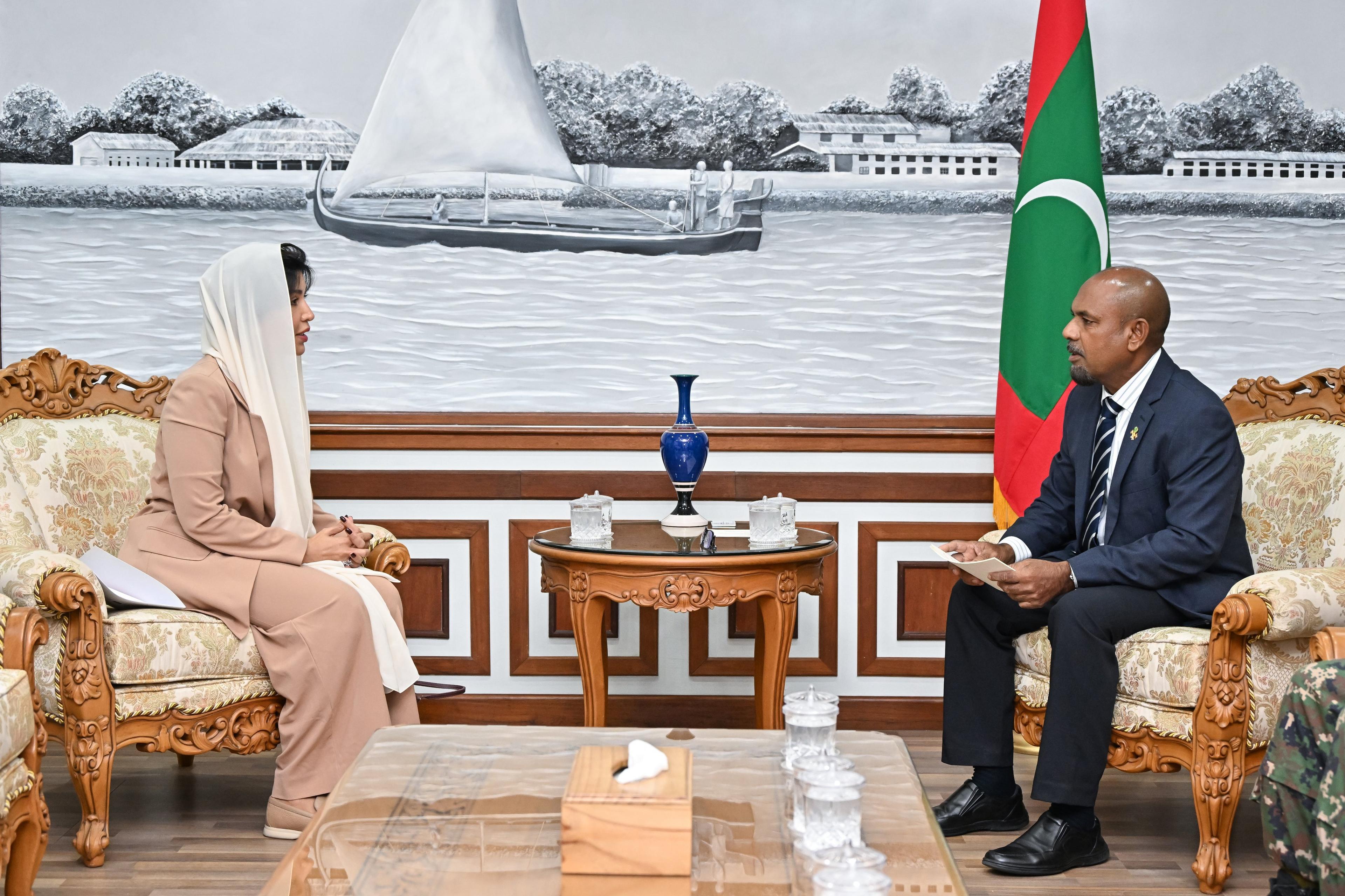 ރާއްޖެ އާއި ޔޫއޭއީގެ ދިފާއީ ގުޅުން ވަރުގަދަކުރުމާ ގުޅޭގޮތުން މަޝްވަރާކޮށްފި