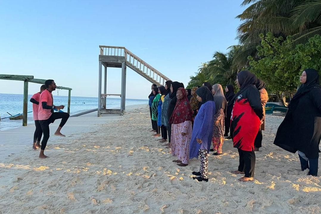 ލ. މާމެންދޫގެ 18 ކަނބަލުންނާއެކު ދުޅަހެޔޮ މުޖުތަމަޢެއް ބިނާކުރަން މޫދު ކަސްރަތު ޕްރޮގްރާމެއް ފަށައިފި