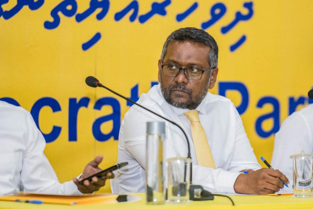 އަމީންގެ ވާހަކައަށް ފައްޔާޒުގެ ރައްދު: "އޭޝިއާއާއި މެދުއިރުމަތީގެ ބޮޑެތި މަންޒިލްތަކަށް ހަނިމާދޫން ސީދާ ދެވޭނެ!"