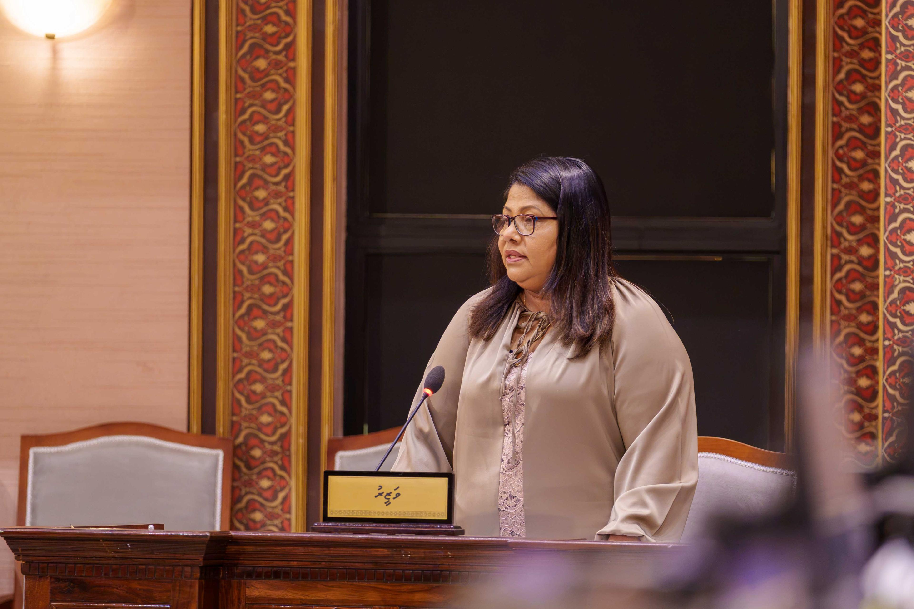 ކުރީ ސަރުކާރުން ހަވާލުކުރި ސިއްހީ މަޝްރޫއުތައް ދިގުލައިގެން ގޮސް ދައުލަތަށް ބޮޑެތި ގެއްލުންތަކެއް!