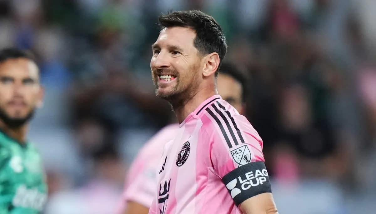Messi Suffers First-Ever Group-Stage Exit in Official Competition