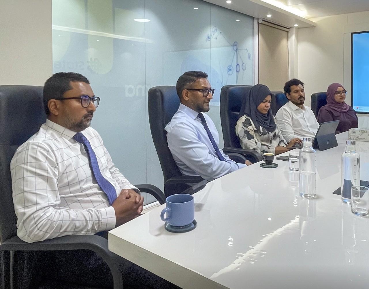ރައްޔިތުންނަށް ފެންވަރު ރަނގަޅު ބޭސް ހޯދުމަށް  ޔޫރަޕްގެ އެސްޓްރާޒެނެކް އާ އެކު މަސައްކަތް ފަށަނީ