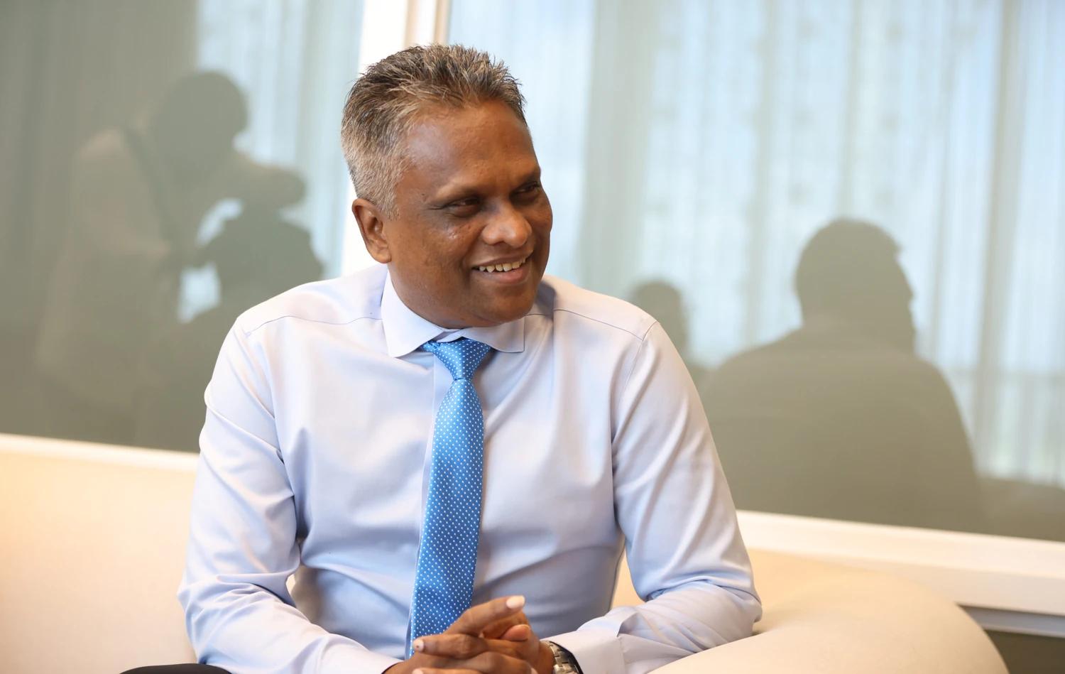 ރާއްޖެ މިދެކޭ ތަރައްޤީއާއި ކުރިއެރުމުގެ މުގުލުގައި ތިއްބެވި މޭސްތިރިންނަކީ މަސައްކަތްތެރިން!